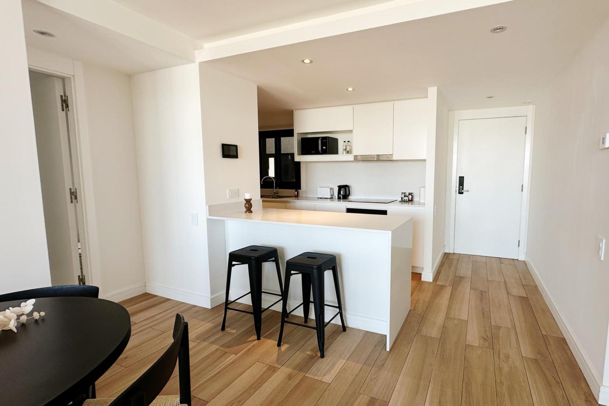 Apartamento Maires Ubano 1304 -depto Premium Zona Gueemes Con Cochera - Hola Sur